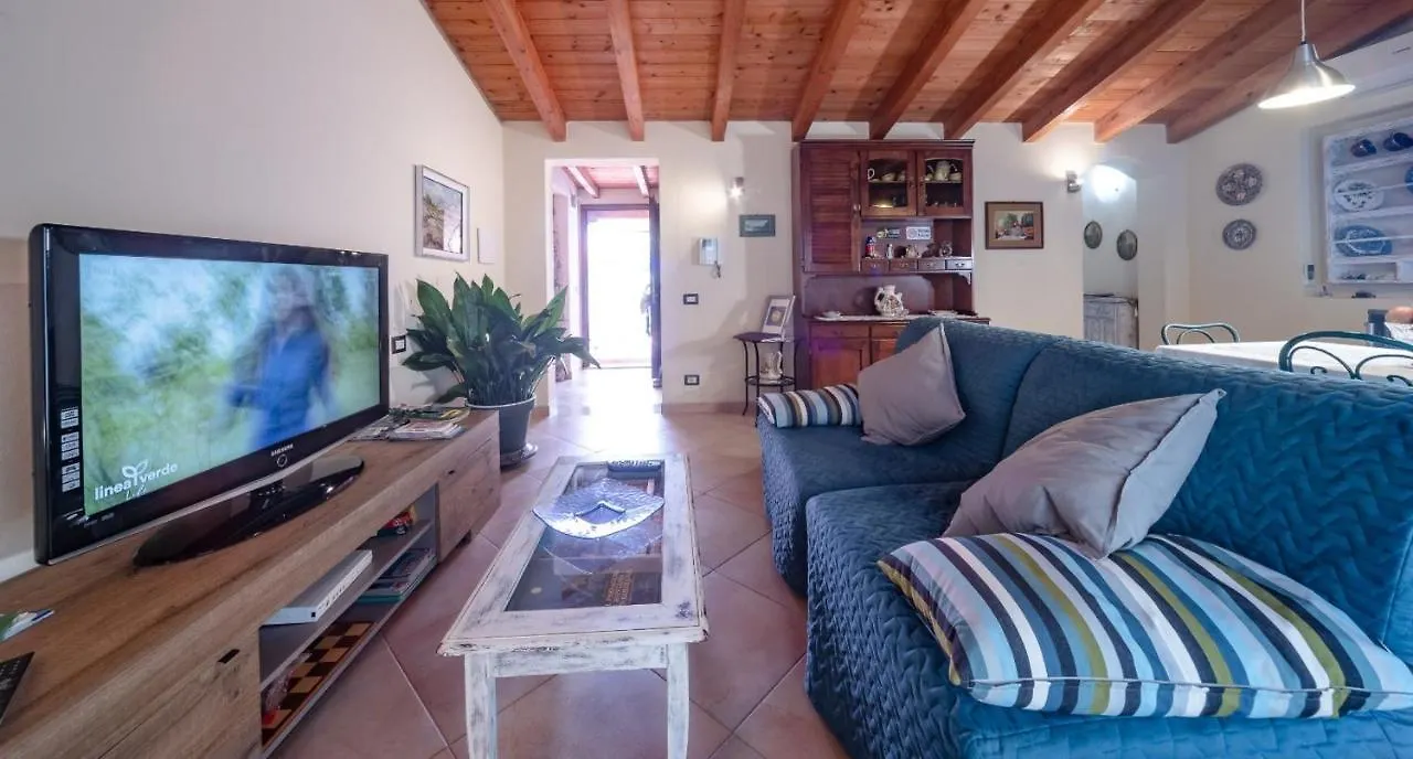Comfortable Apartment In Capitana 50 Sqm Sea View Garden İtalya